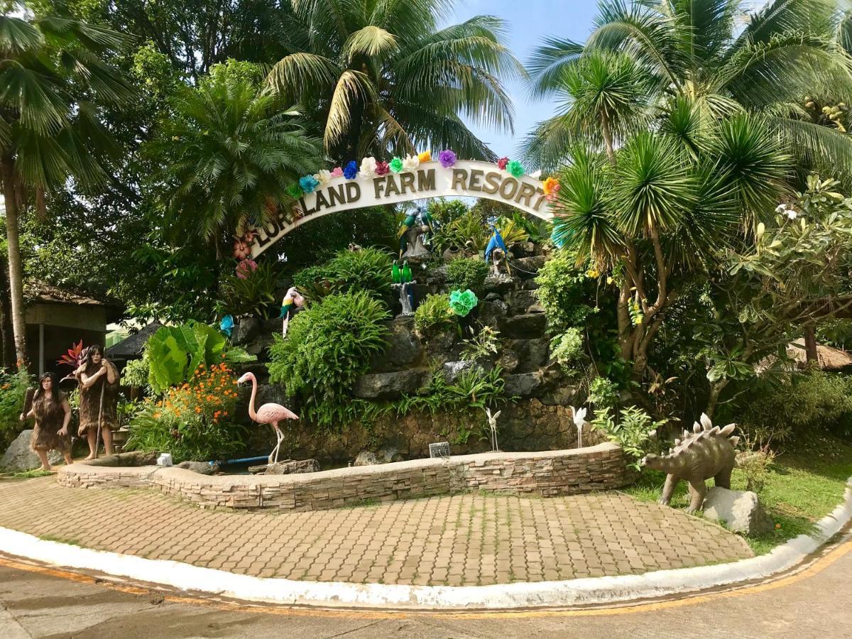 Loreland Farm Resort Antipolo Exterior photo